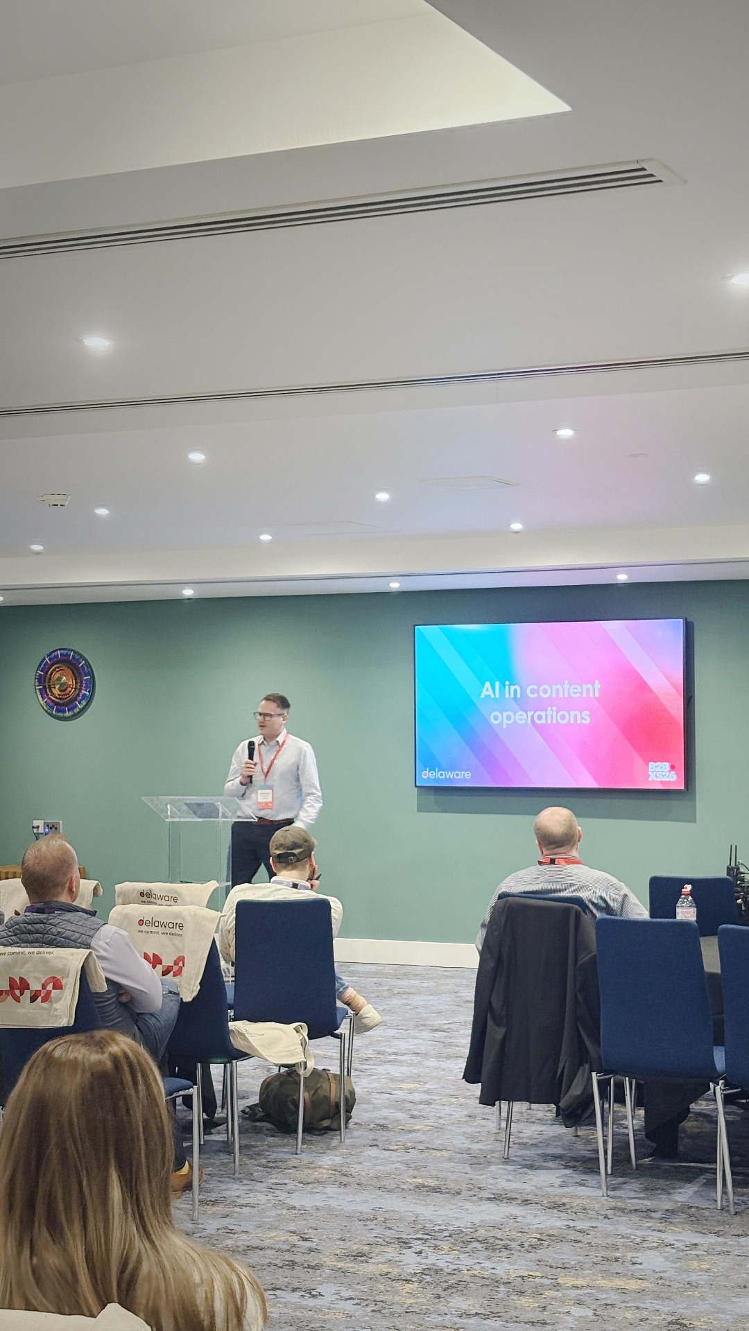 Alan Edmondson presenting AI in content operations