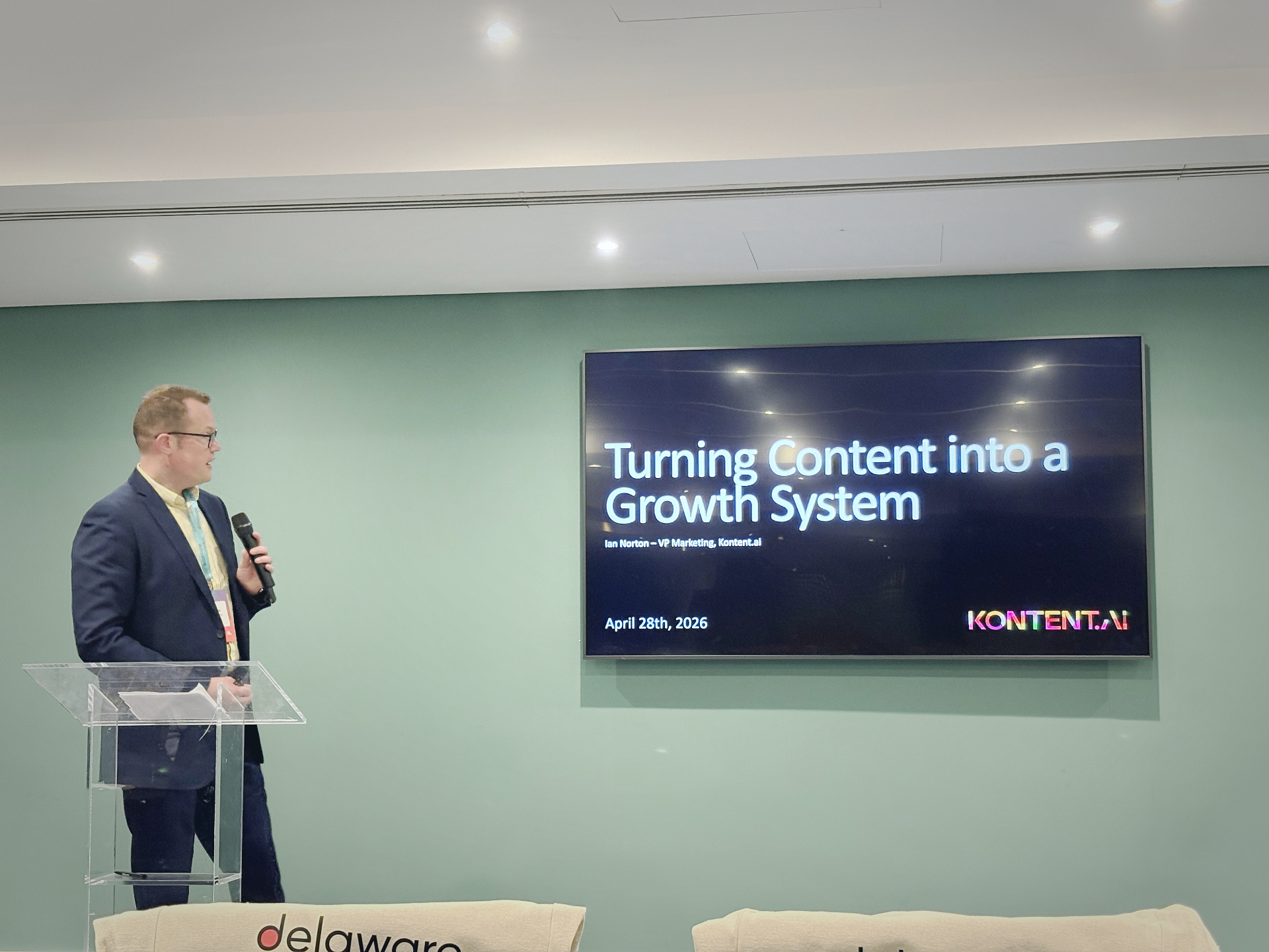 Ian Norton presenting Turning Content into a Growth System